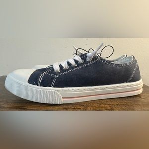 Thereabouts Little and Big Girls Navy Scooter Canvas Sneaker NWT Various sizes